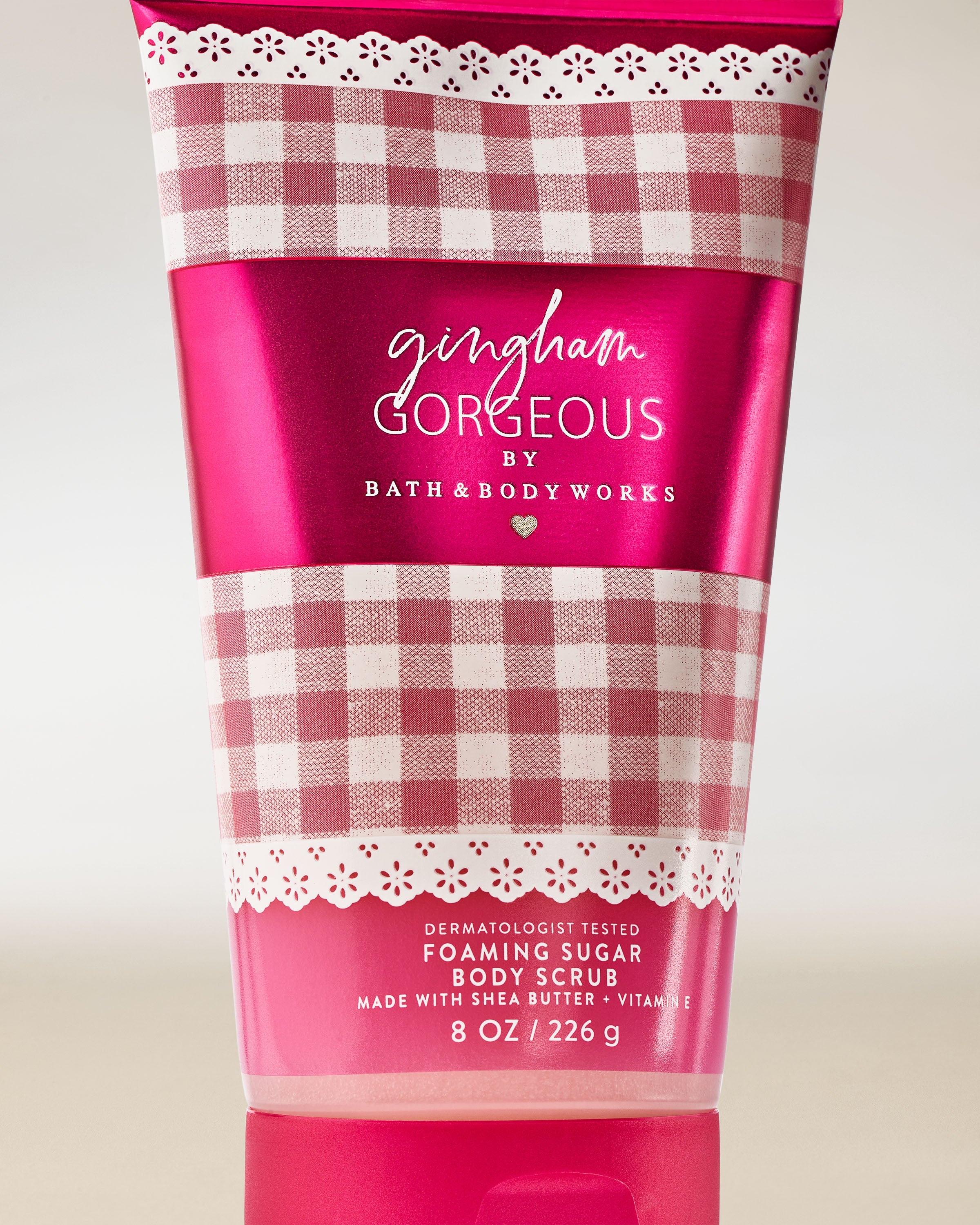 Gingham Gorgeous Foaming Sugar Body Scrub - Image 2
