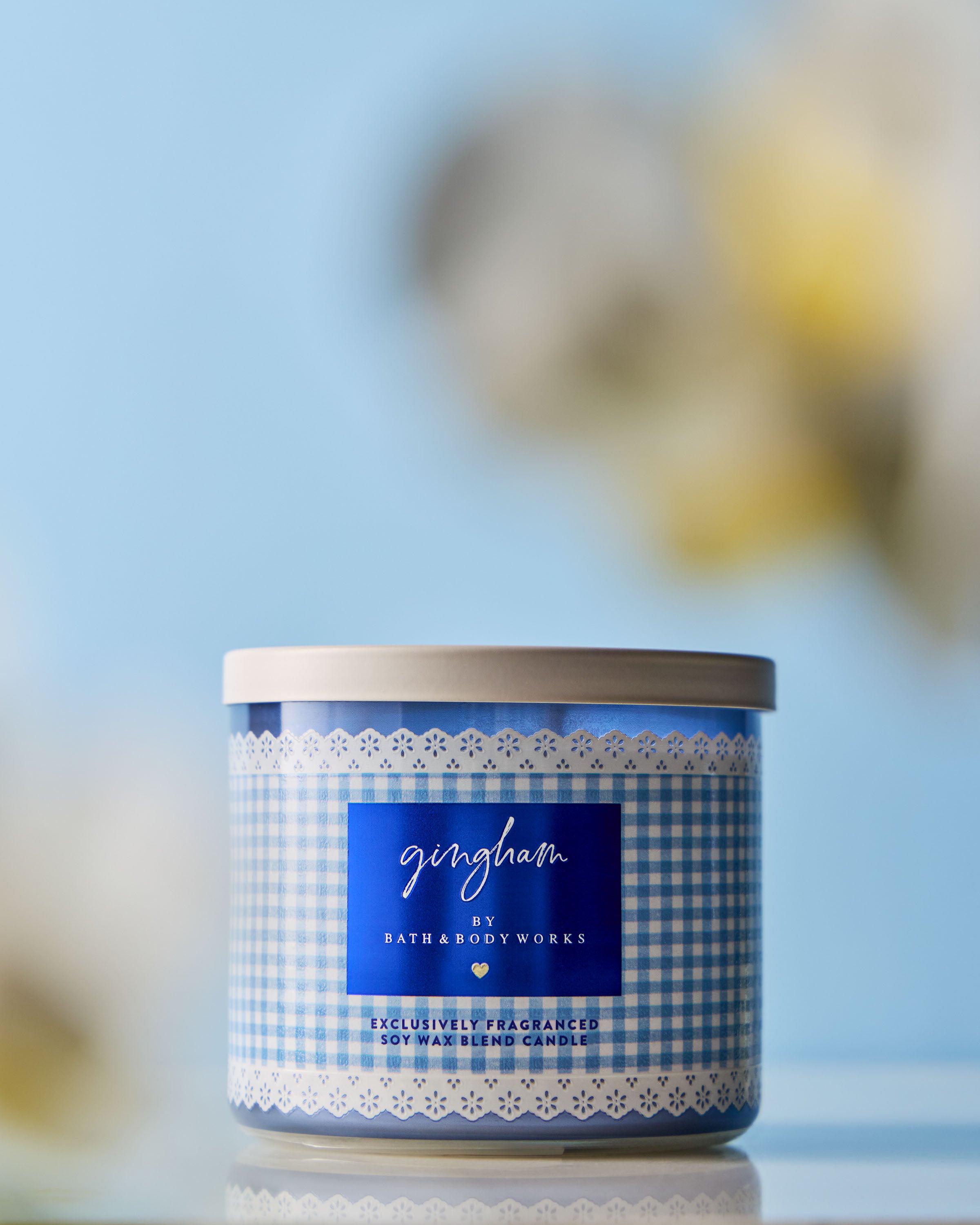 Gingham 3-Wick Candle - Image 7