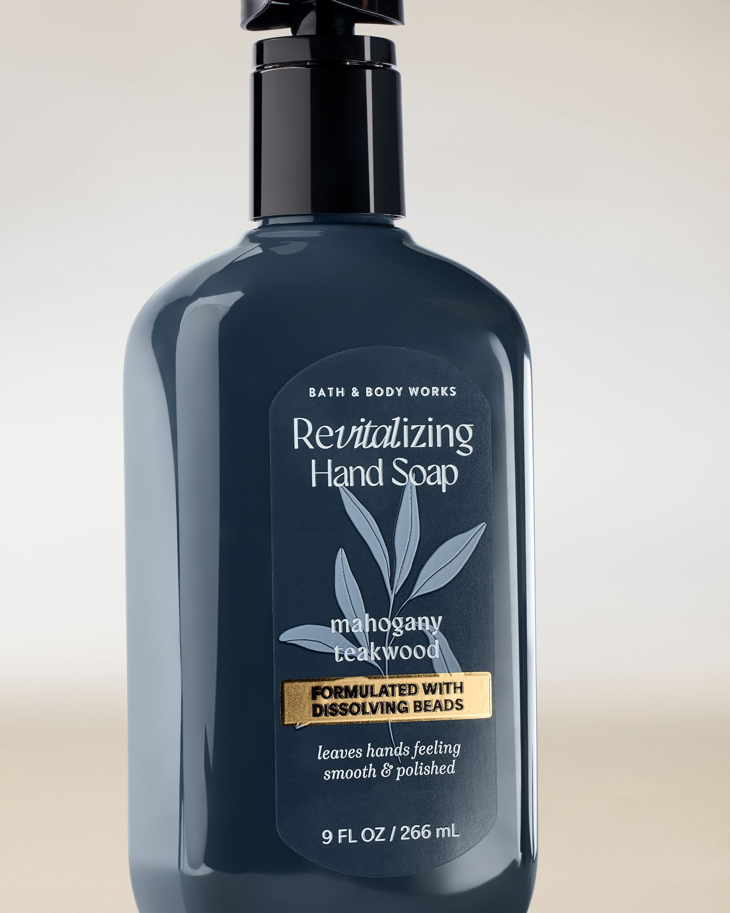 Mahogany Teakwood Revitalizing Hand Soap - Image 2