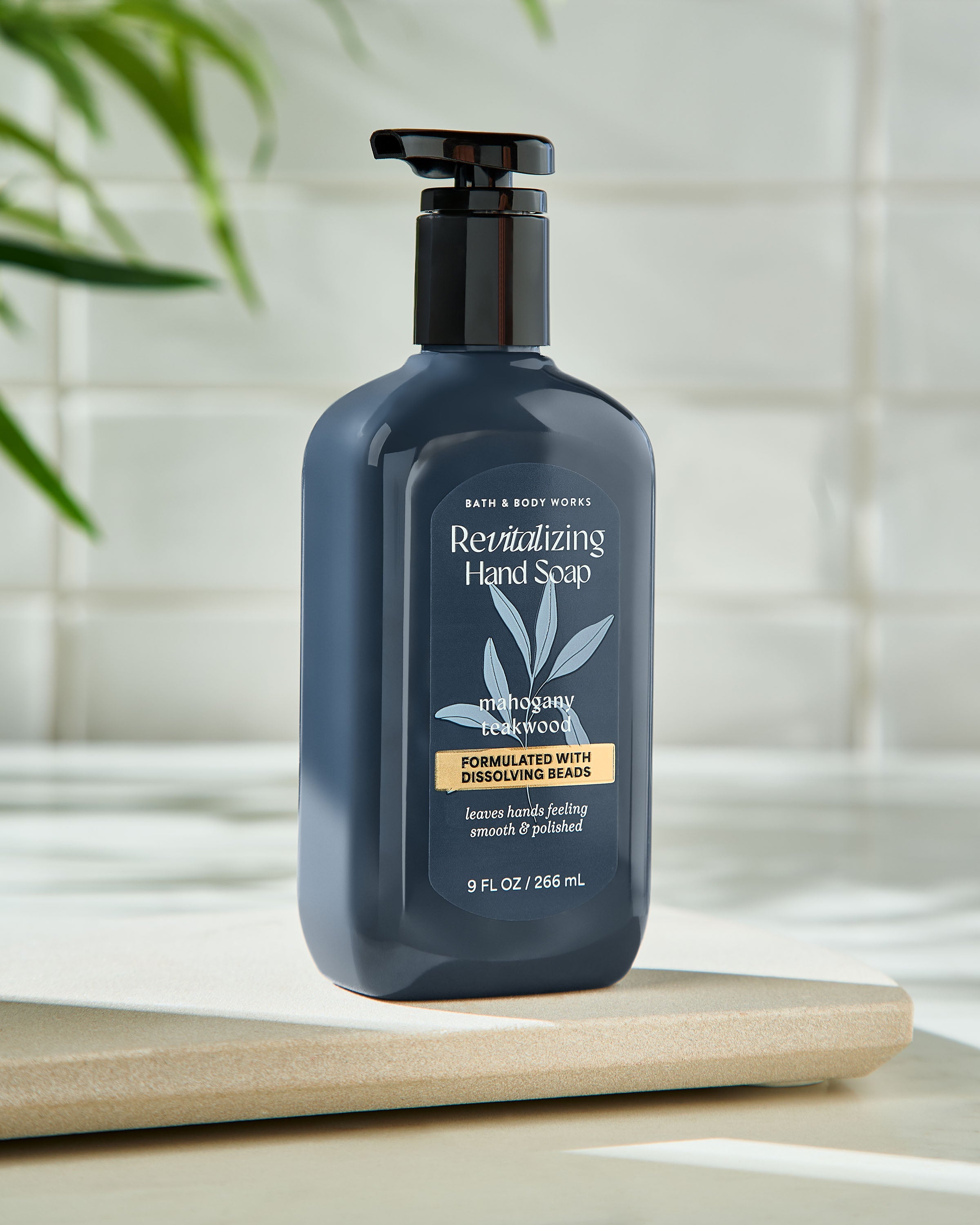 Mahogany Teakwood Revitalizing Hand Soap - Image 6