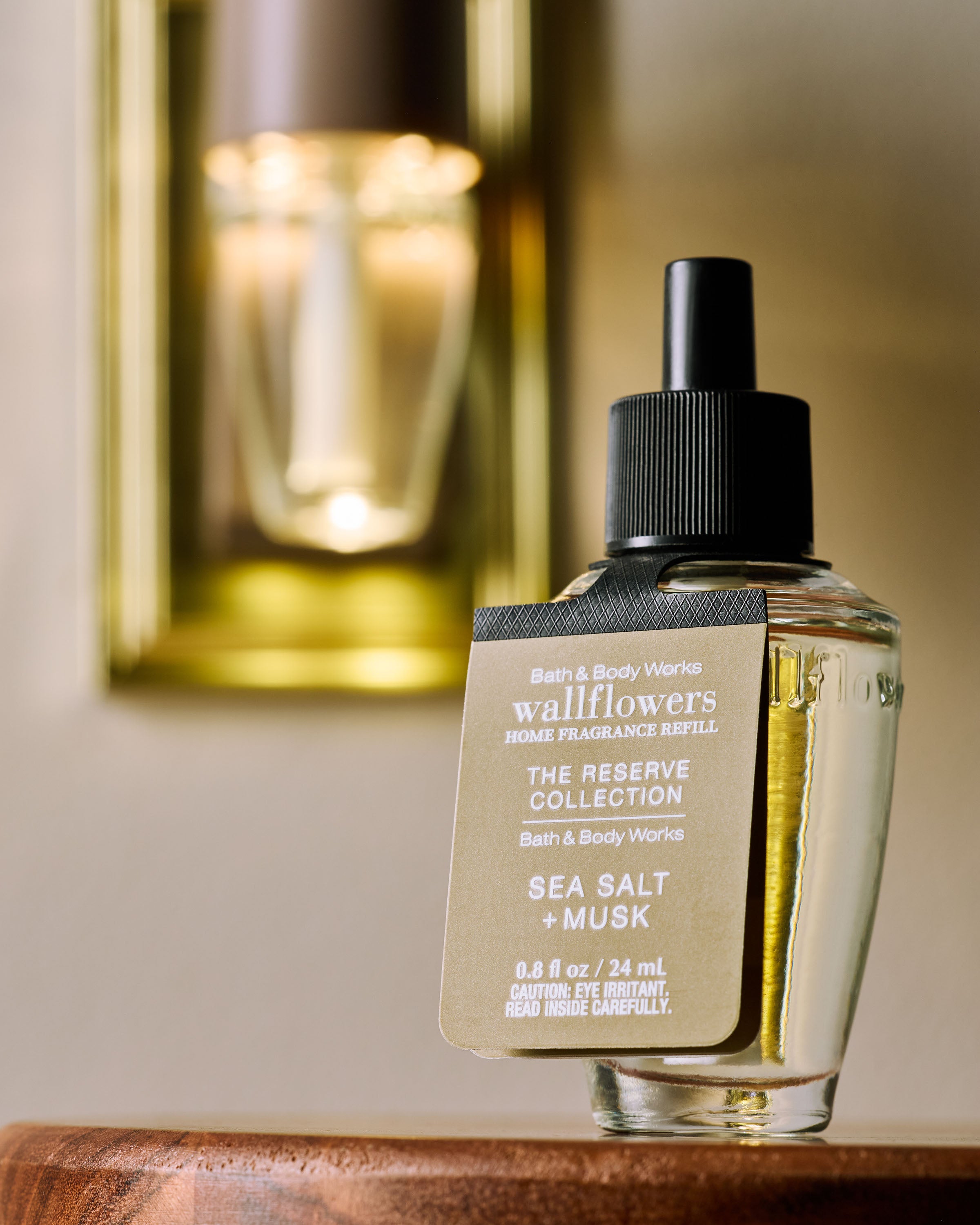 Sea Salt + Musk Wallflowers Fragrance Refill - Image 3